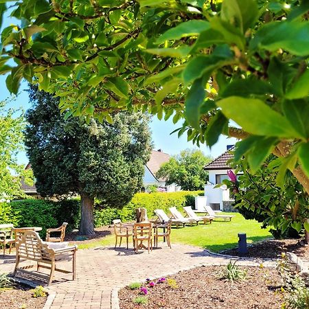 Gemuetliche & Moderne Ferienwohnung - Nur 7 Gehminuten Vom Strand Entfernt, Inklusive Parkplatz Und Gartenzugang Scharbeutz Eksteriør bilde