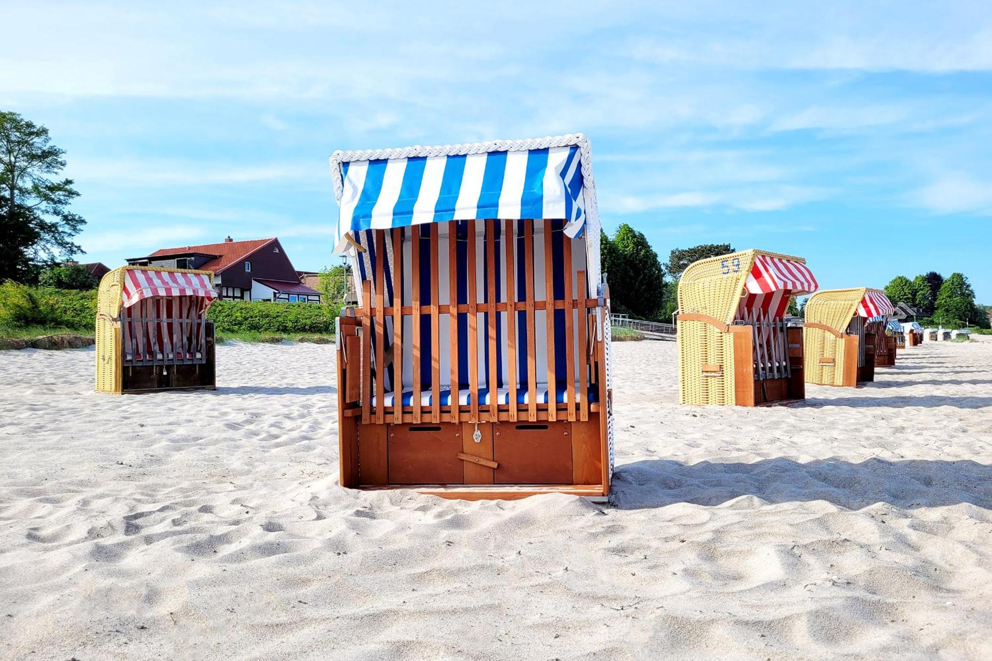 Gemuetliche & Moderne Ferienwohnung - Nur 7 Gehminuten Vom Strand Entfernt, Inklusive Parkplatz Und Gartenzugang Scharbeutz Eksteriør bilde